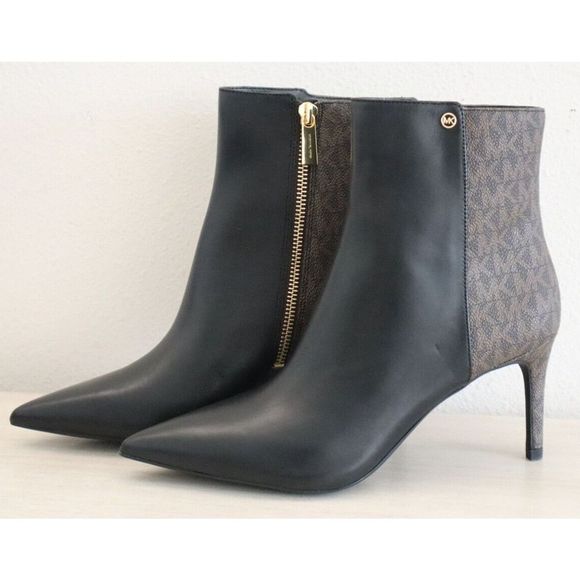 Michael Kors Women Sz 7.5 Black/Brown Logo Print Alina Flex Leather Booties - Picture 1 of 12